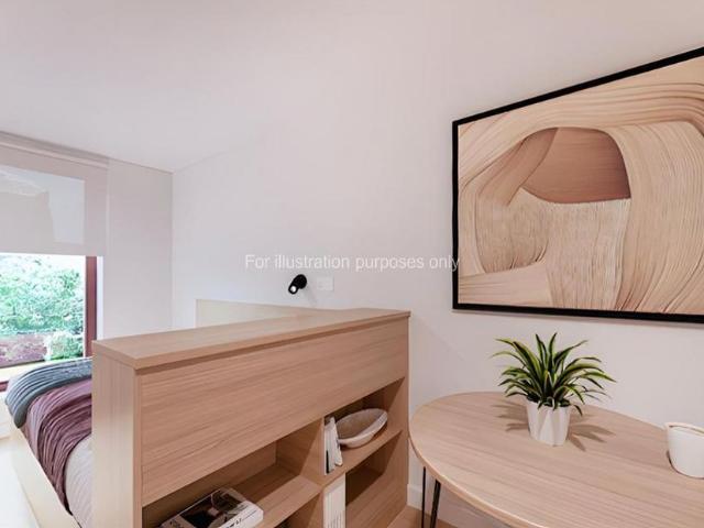 Studio for rent in Canongate, Old Town