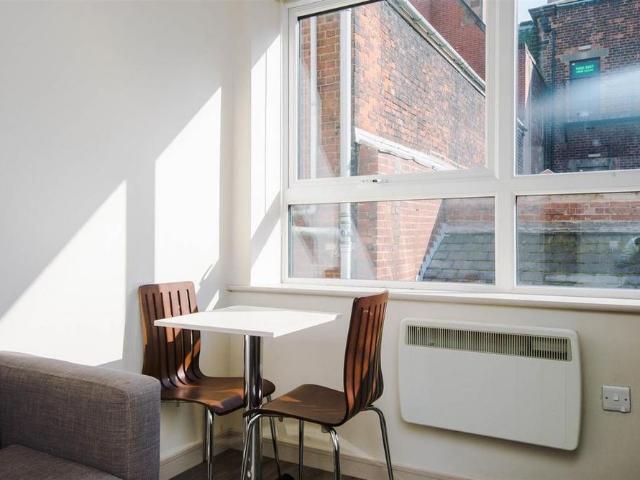 Studio for rent in Avenham, Higher Bartle