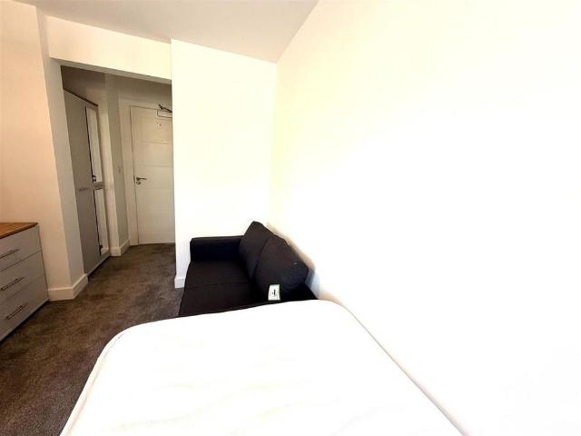 Studio for rent in Wilton, Taunton