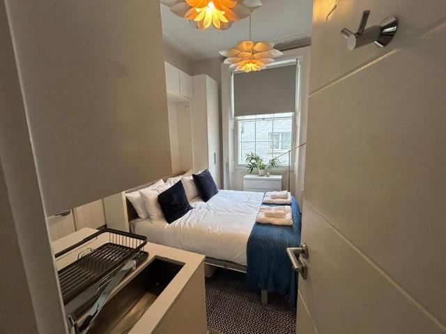 Studio for rent in City of Westminster, Greater London