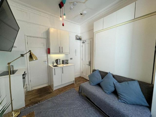 Studio for rent in City of Westminster, Greater London