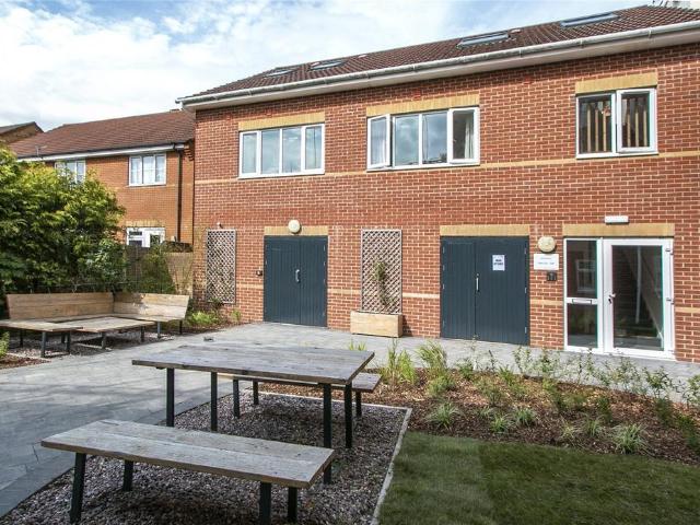 Flat for rent in Talbot Village, Bournemouth
