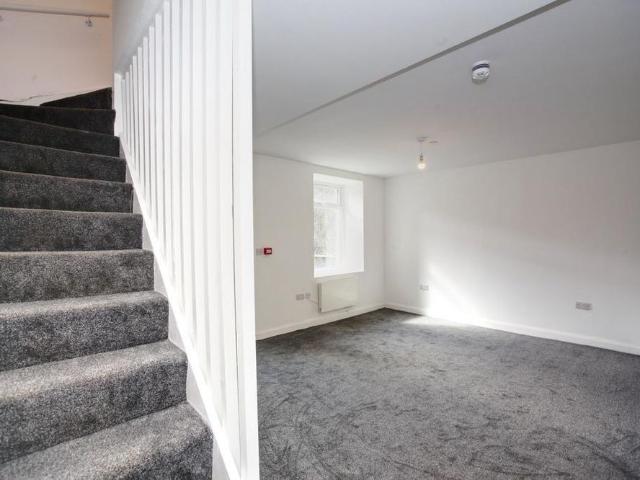 Studio for rent in Treorchy, Cwmparc