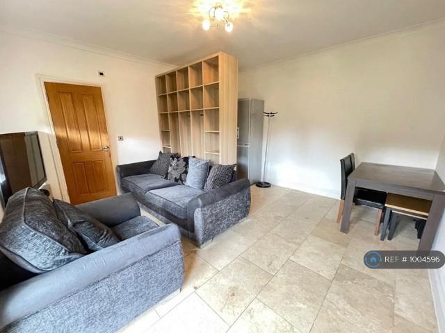 Flat for rent in Swallow, Buckinghamshire