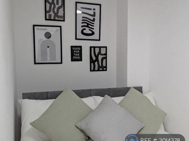 Studio for rent in Shepherd's Bush, Greater London