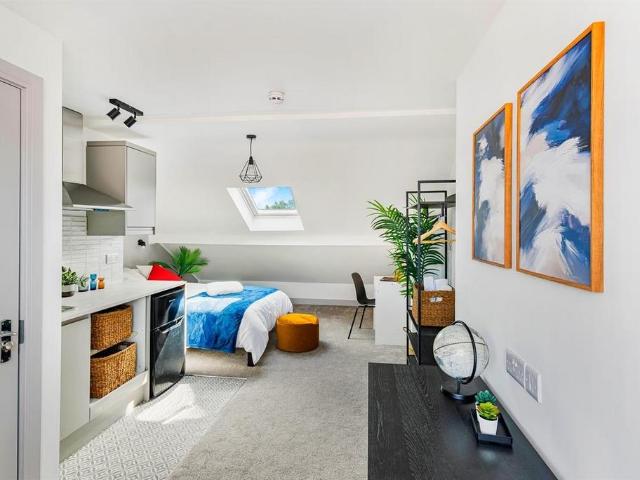 Flat for rent in Haddon, East Midlands
