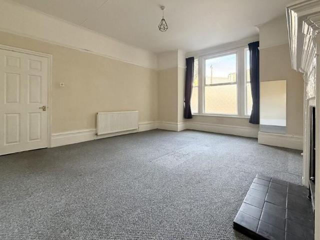 Studio for rent in London Borough of Croydon, Greater London