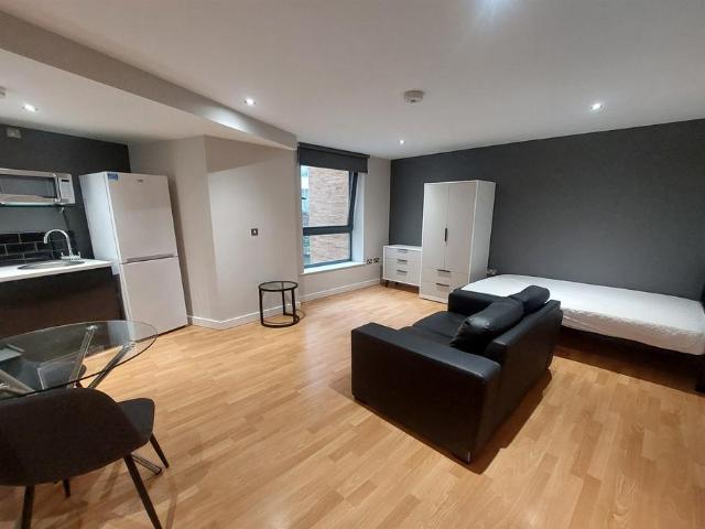 Flat for rent in Devonshire, South Yorkshire