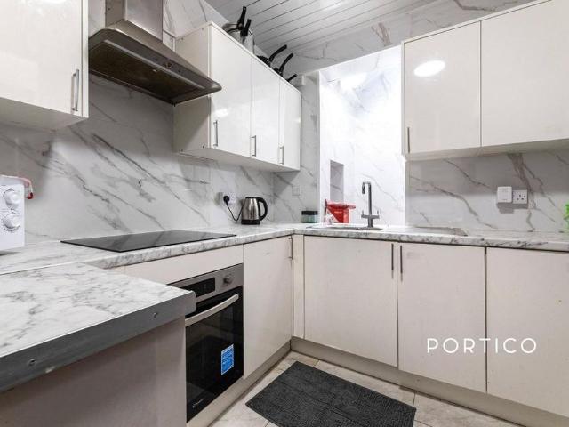 House for rent in Hale End, Greater London