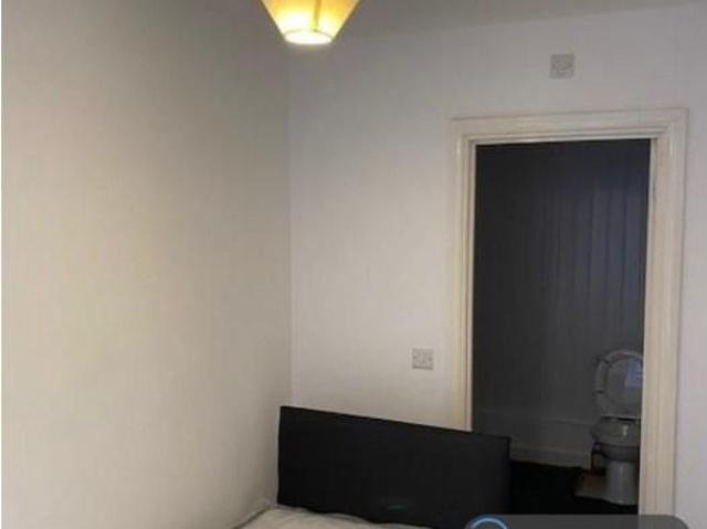 Studio for rent in Kilton, Costhorpe