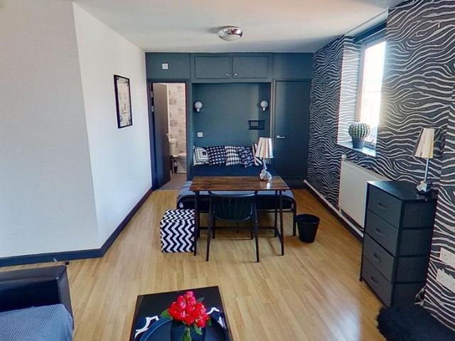 Flat for rent in Haddon, East Midlands