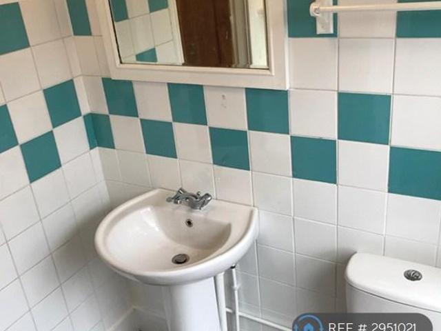 Flat for rent in Marple, Greater Manchester