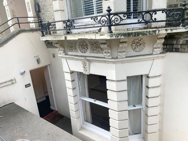 Flat for rent in Aldrington