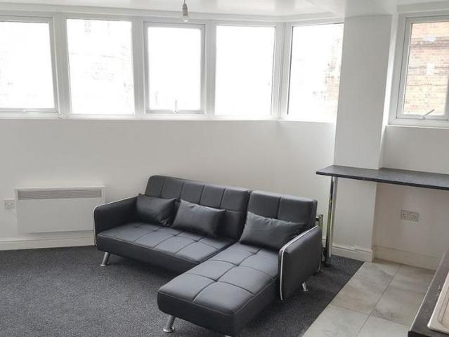 Studio for rent in St Matthew's, Old Wharf
