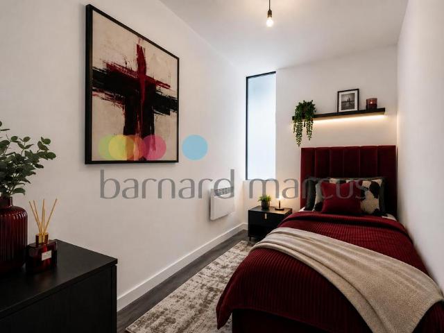 Flat for rent in London Borough of Croydon, Waddon
