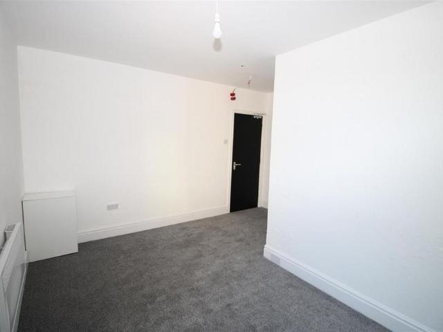Studio for rent in Revoe, Blackpool