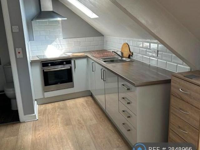 Flat for rent in Armley, West Yorkshire