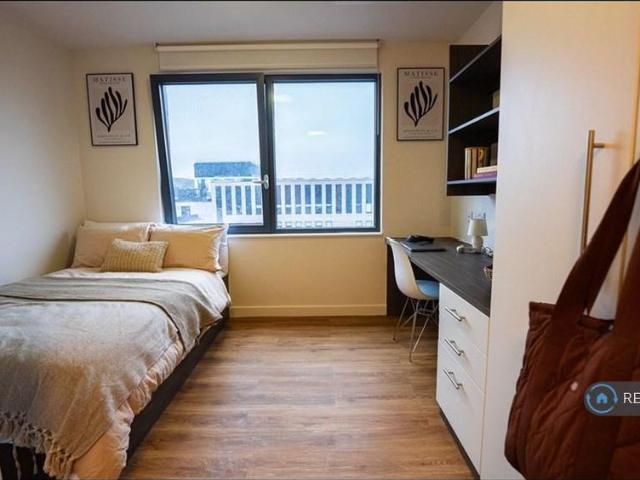 Studio for rent in City Centre, South Yorkshire