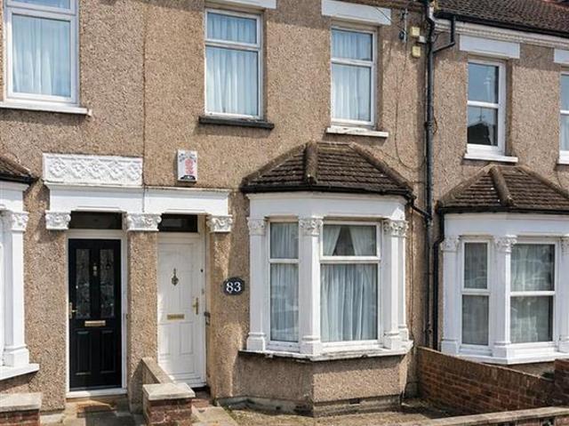 Studio for rent in Northumberland Heath, Greater London