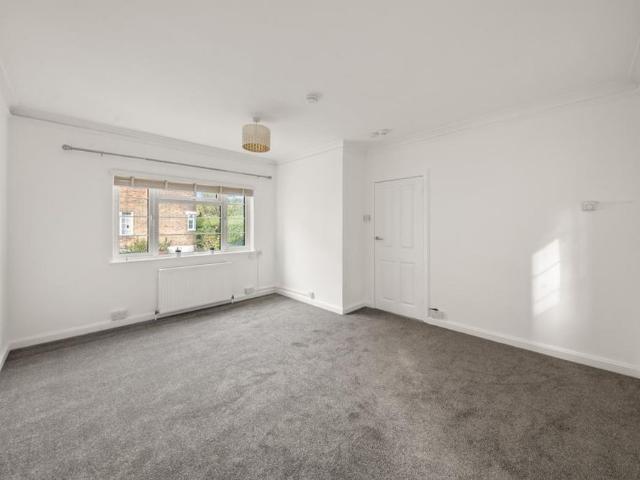 Studio for rent in London Borough of Ealing, Greater London