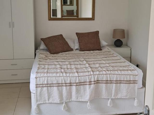 Flat for rent in Temple Fortune, Greater London