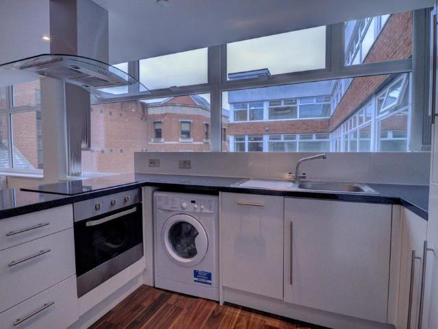 Studio for rent in Reading