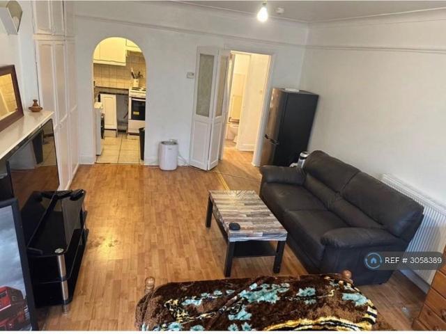 Studio for rent in Brunswick, Brighton