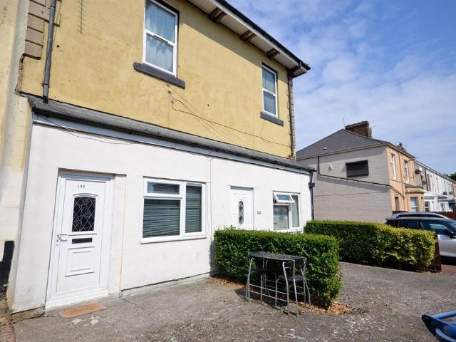 Flat for rent in Jarrow, Tyne And Wear