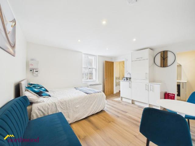 Flat for rent in Evershot, Oxfordshire