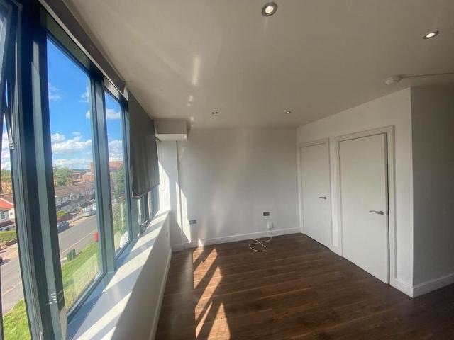 Studio for rent in Greater London
