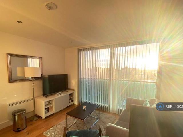 Studio for rent in London Borough of Hillingdon, Greater London