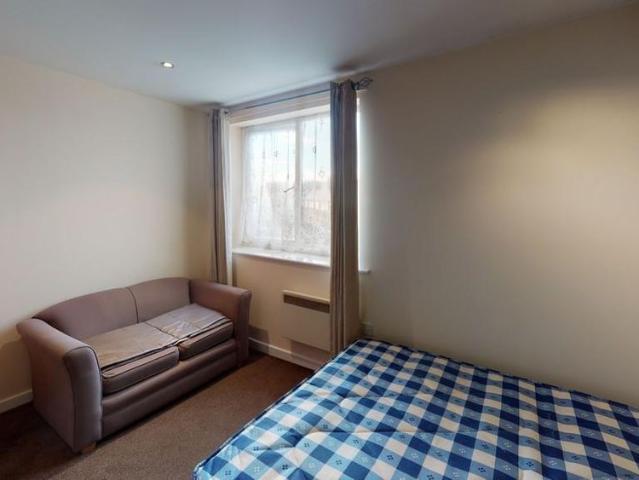 Studio for rent in Marton, Normanby