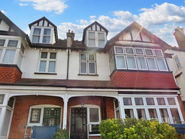 Studio for rent in London Borough of Croydon, Sanderstead