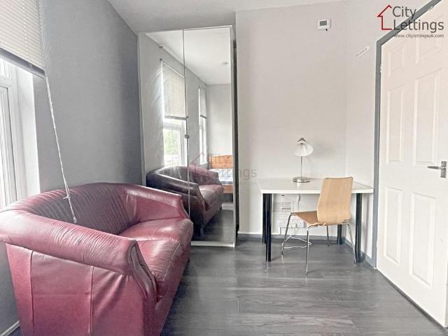 Studio for rent in The Meadows, City of Nottingham