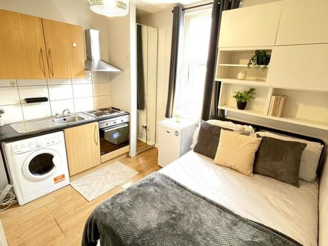 Studio for rent in South Tottenham, Greater London