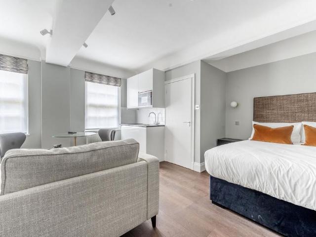 Flat for rent in Chelsea, Greater London