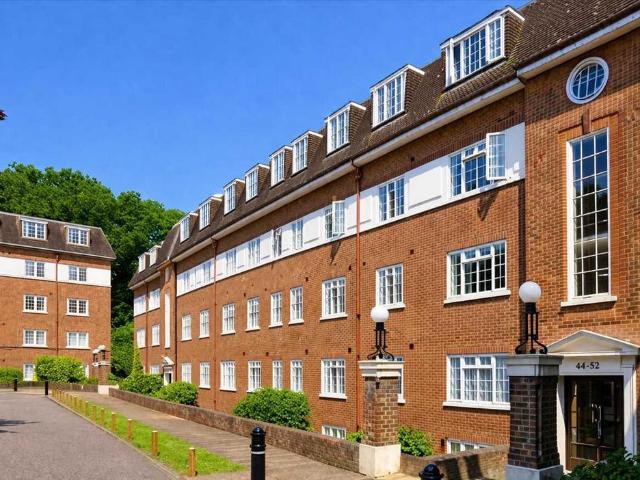 Flat for rent in Greater London