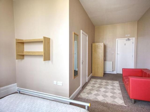 Studio for rent in St Leonards, Hastings