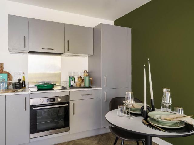 Flat for rent in Hayes, Greater London