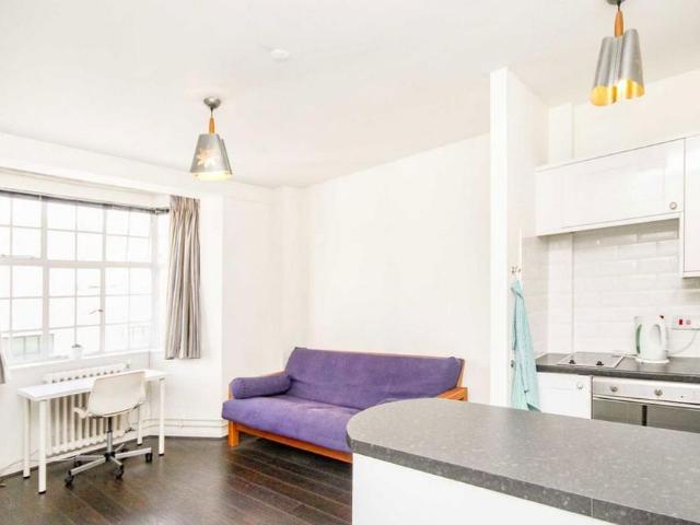Studio for rent in Saint Pancras, Greater London