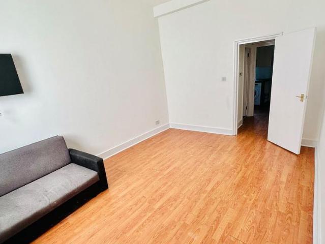 Studio for rent in Wanstead, Greater London