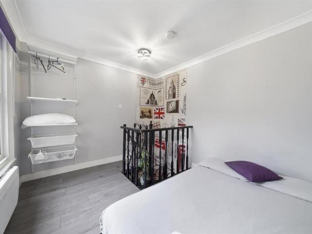 Studio for rent in Kensal Town, Greater London