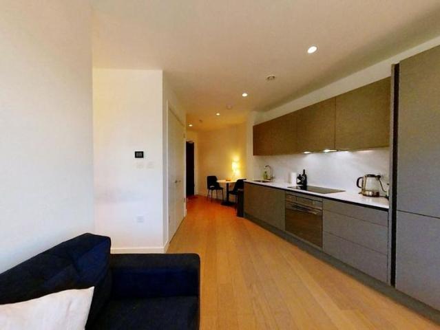 Studio for rent in London Borough of Hounslow, Spring Grove