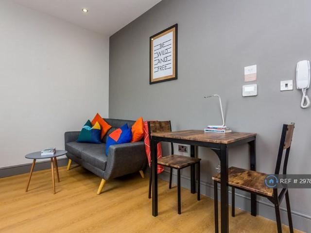 Studio for rent in Ayresome, Normanby