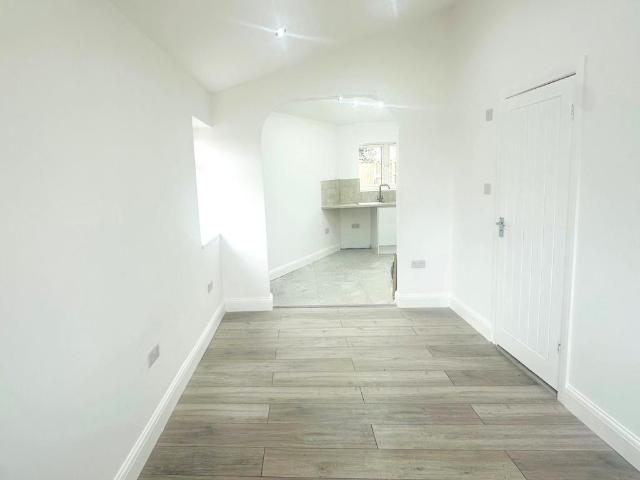 Flat for rent in New Eltham, Greater London