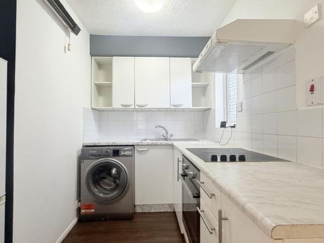 Studio for rent in Cat Hill, Isle Of Man