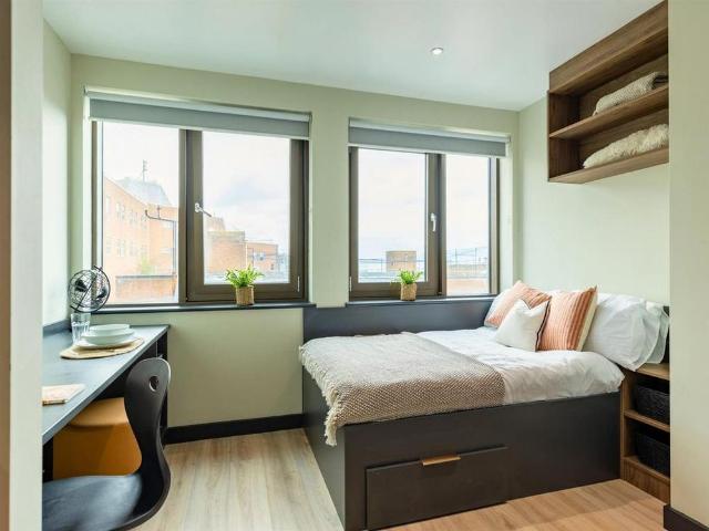 Studio for rent in Brunswick, Brighton & Hove