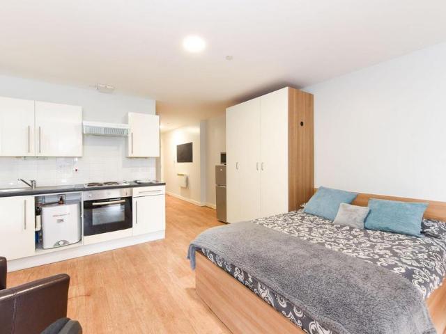 Flat for rent in Bede Island, Old Wharf