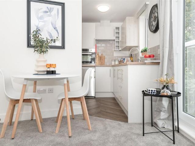 Flat for rent in Wilton, Rumwell