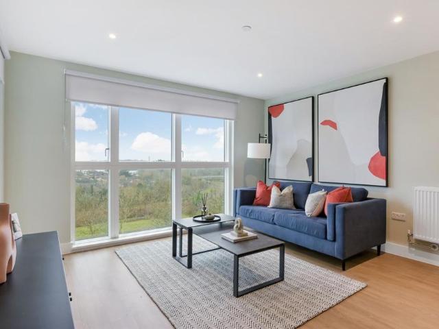 Studio for rent in Cross In Hand, East Sussex